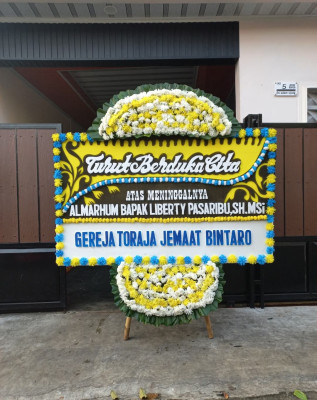 Papan Bunga Duka di Tanjung Redeb