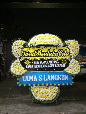 Papan Bunga Duka di Tanjung Redeb